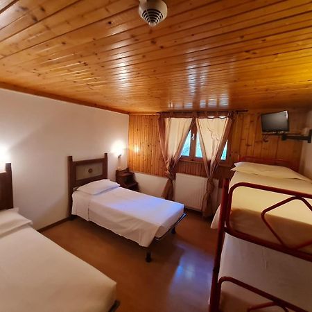 Hostel Il Pirata Cavareno Zewnętrze zdjęcie