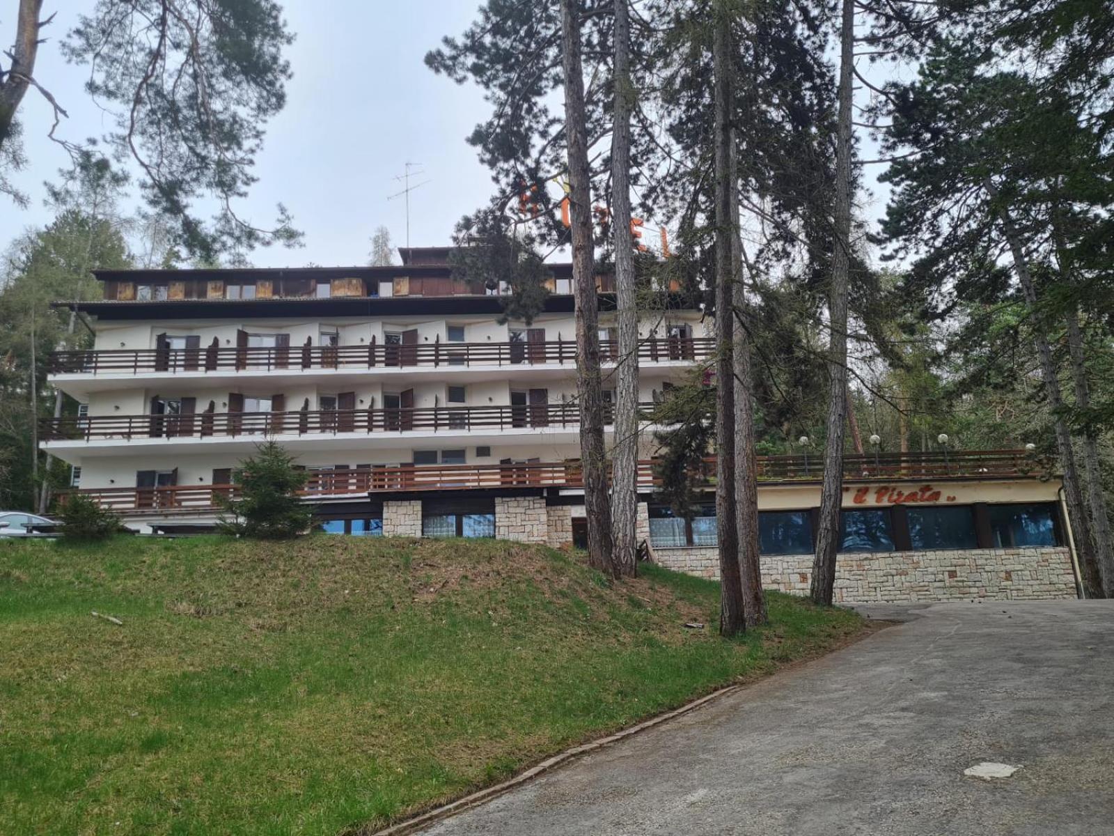 Hostel Il Pirata Cavareno Zewnętrze zdjęcie