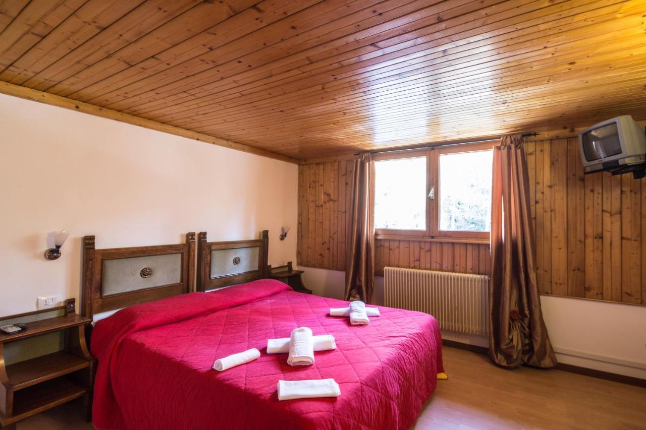 Hostel Il Pirata Cavareno Pokój zdjęcie